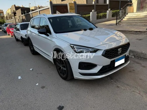 سيات تاراكو 2021 أبيض مستعملة للبيع - 1