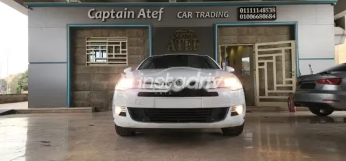 سيتروين C5 2013 أبيض مستعملة للبيع - 2