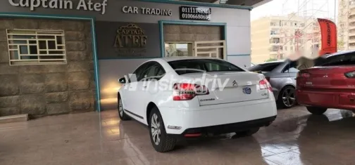 سيتروين C5 2013 أبيض مستعملة للبيع - 4