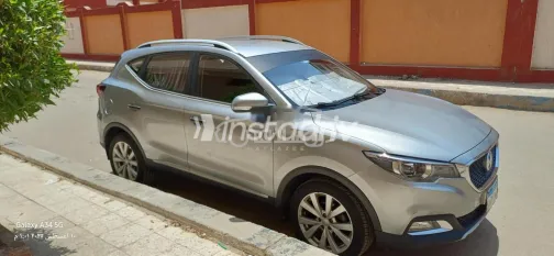 MG ZS 2022 Silver Used for Sale - 1