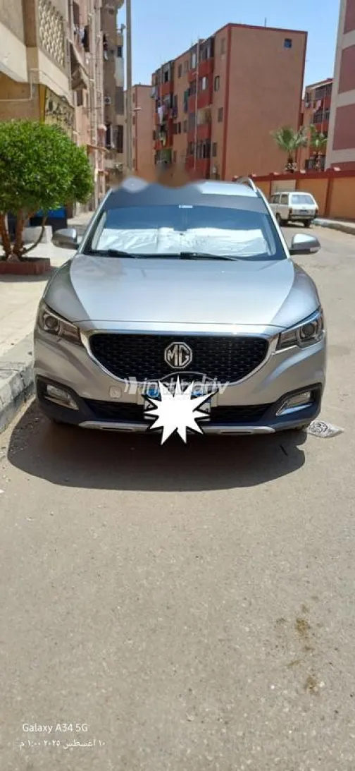 MG ZS 2022 Silver Used for Sale - 3
