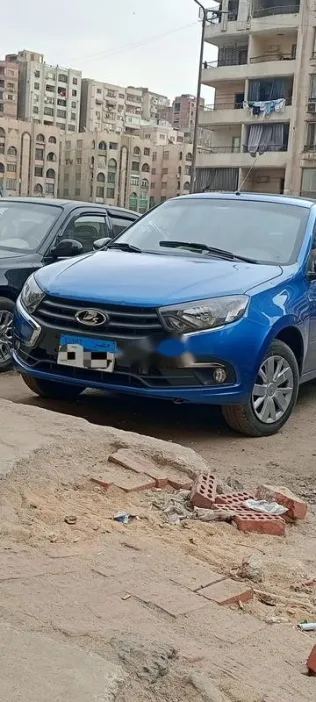 لادا جرانتا 2022 أبيض مستعملة للبيع