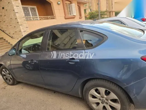 Opel Astra 2015 Dark Blue Used for Sale - 4