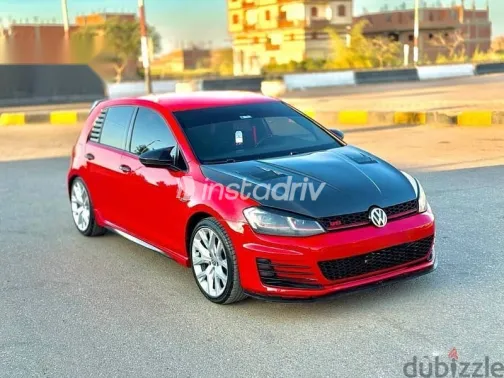 Volkswagen Golf 2014 Red Used for Sale - 3