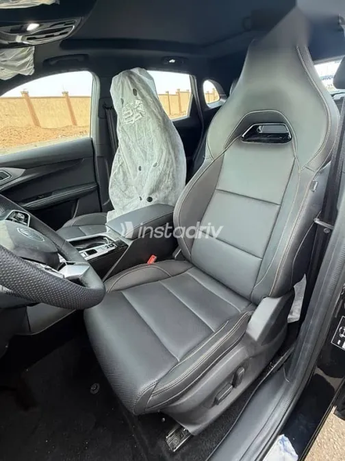 ام جى وان 2026 أسود جديدة للبيع - 6