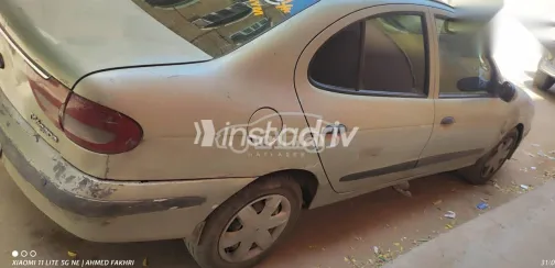 Renault Megane 2001 Green Used for Sale - 4