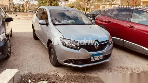 Renault Logan 2017 Silver Used for Sale - 1
