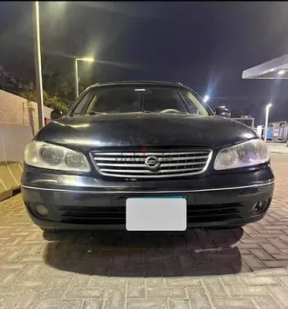 نيسان صنى 2009 أسود مستعملة للبيع