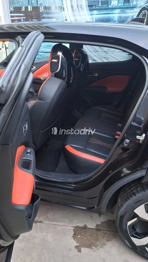 نيسان جوك 2025 أبيض مستعملة للبيع - 2