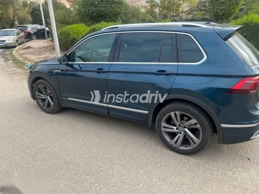 فولكس فاغن تيجون 2021 أزرق غامق مستعملة للبيع - 5