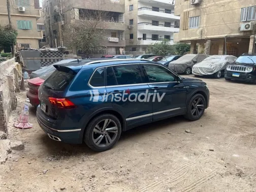 فولكس فاغن تيجون 2021 أزرق غامق مستعملة للبيع - 6