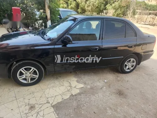 Hyundai Verna 2015 Black Used for Sale - 6