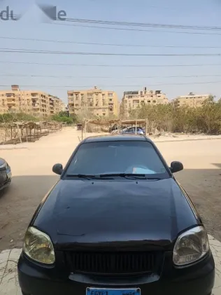 هيونداي فيرنا 2015 أسود مستعملة للبيع