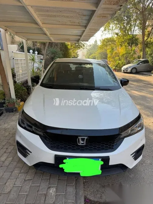 Honda City 2022 White Used for Sale - 1
