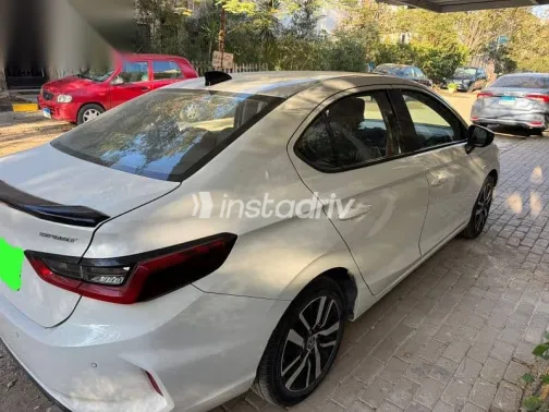 Honda City 2022 White Used for Sale - 2
