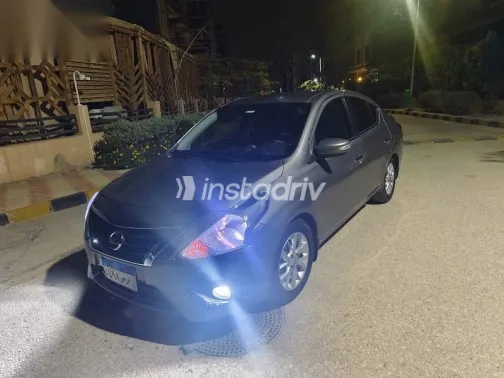 نيسان صنى 2022 رمادي مستعملة للبيع - 3