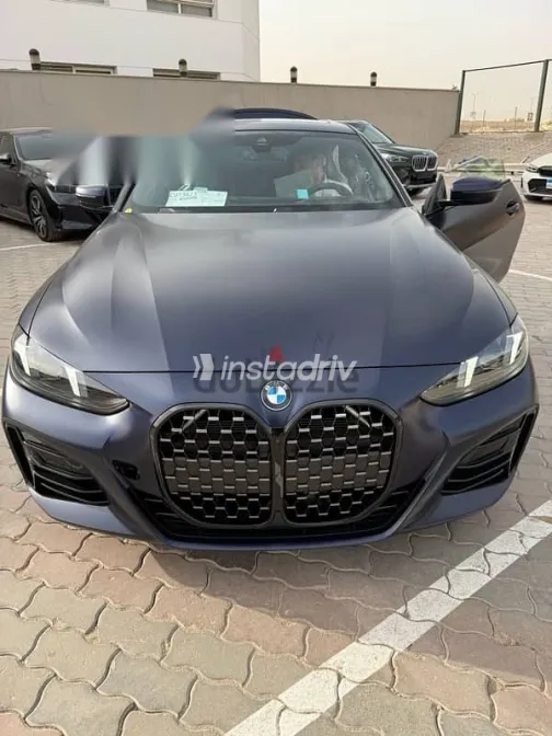 بي ام دبليو 430 2025 أزرق غامق مستعملة للبيع - 2