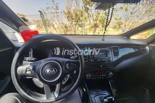 كيا كارينز 2016 رمادي مستعملة للبيع - 3
