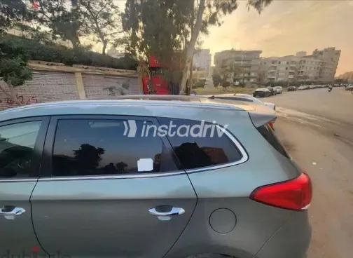 كيا كارينز 2016 رمادي مستعملة للبيع - 7