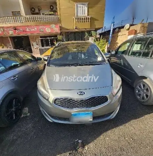 كيا كارينز 2016 رمادي مستعملة للبيع - 9
