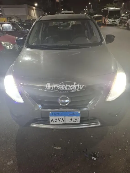 Nissan Sunny 2016 Gray Used for Sale - 1