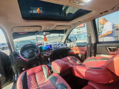 Hyundai Grand Santa Fe 2012 Black Used for Sale - 7