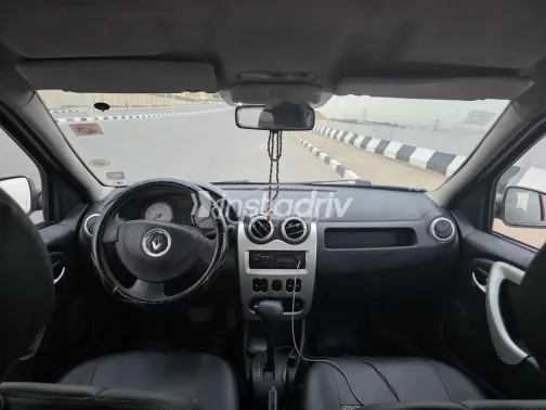 Renault Logan 2013 White Used for Sale - 5