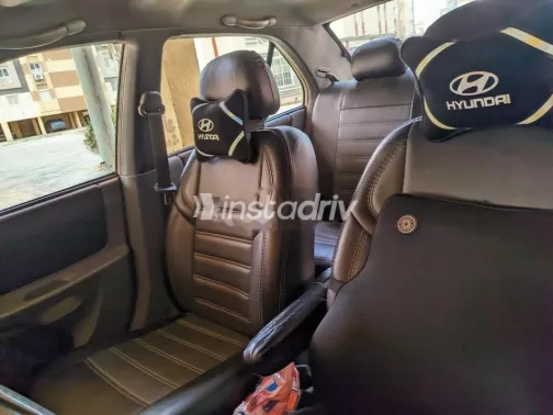 هيونداي فيرنا 2010 أزرق مستعملة للبيع - 3