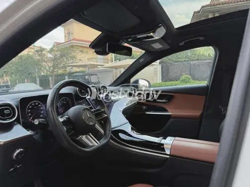 مرسيدس GLC 200 2024 أبيض مستعملة للبيع - 6