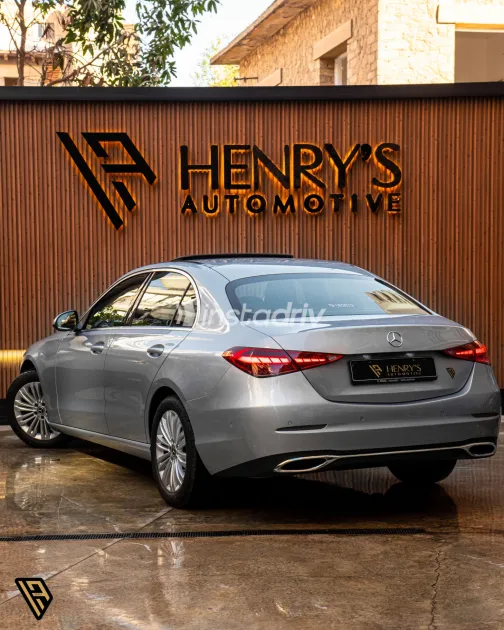 مرسيدس C 180 2023 أبيض مستعملة للبيع - 3