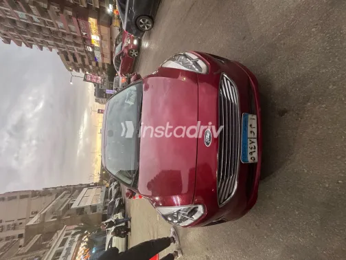 Ford Fiesta 2019 White Used for Sale - 1