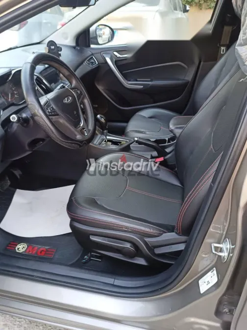 شيرى اريزو 3 2023 فضي مستعملة للبيع - 7