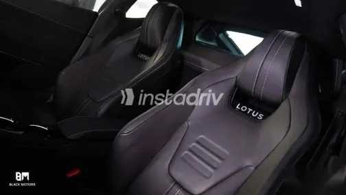 لوتس اميرا 2024 أزرق غامق جديدة للبيع - 9