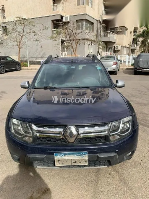 رينو داستر 2016 أزرق غامق مستعملة للبيع - 1