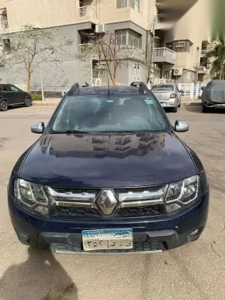 رينو داستر 2016 أزرق غامق مستعملة للبيع