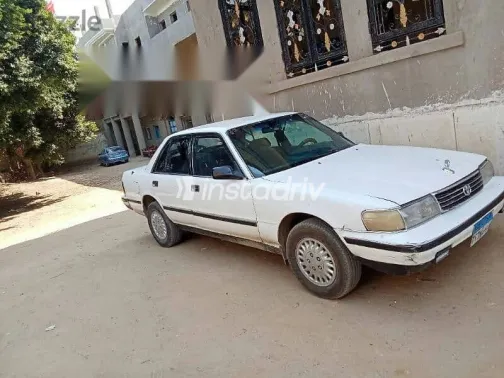 Toyota Cressida 1990 White Used for Sale - 2
