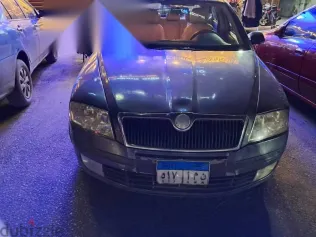 سكودا اوكتافيا 2007 رمادي مستعملة للبيع