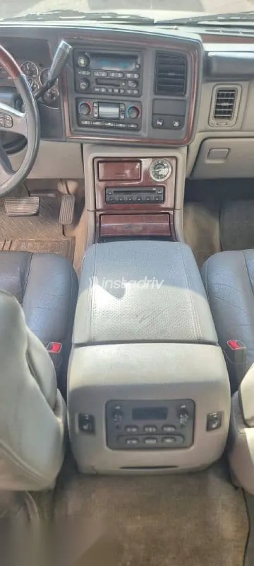 Cadillac Escalade 2005 Gold Used for Sale - 4