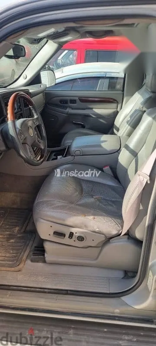 Cadillac Escalade 2005 Gold Used for Sale - 8