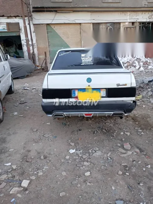 فيات شاهين 2007 أبيض مستعملة للبيع - 2