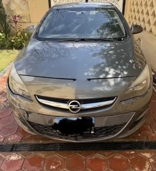 اوبل أسترا 2020 بترولي مستعملة للبيع