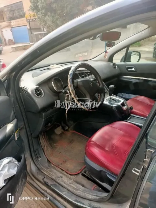 بيجو 5008 2014 رمادي مستعملة للبيع - 5