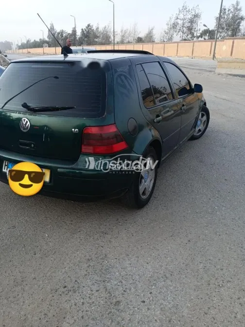 فولكس فاغن جولف 4 1999 أخضر غامق مستعملة للبيع - 5