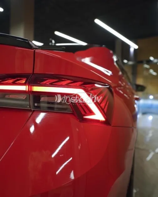 سكودا اوكتافيا 2021 أحمر مستعملة للبيع - 10