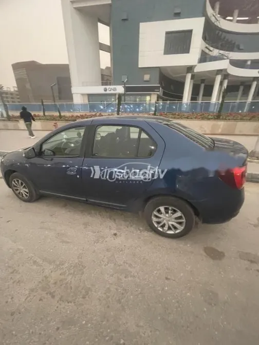 Renault Logan 2019 White Used for Sale - 2