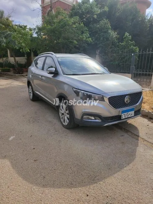 MG ZS 2024 White Used for Sale - 1