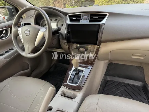 نيسان سنترا 2021 أبيض مستعملة للبيع - 5