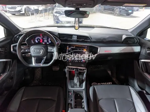 اودي Q3 2025 أسود مستعملة للبيع - 2