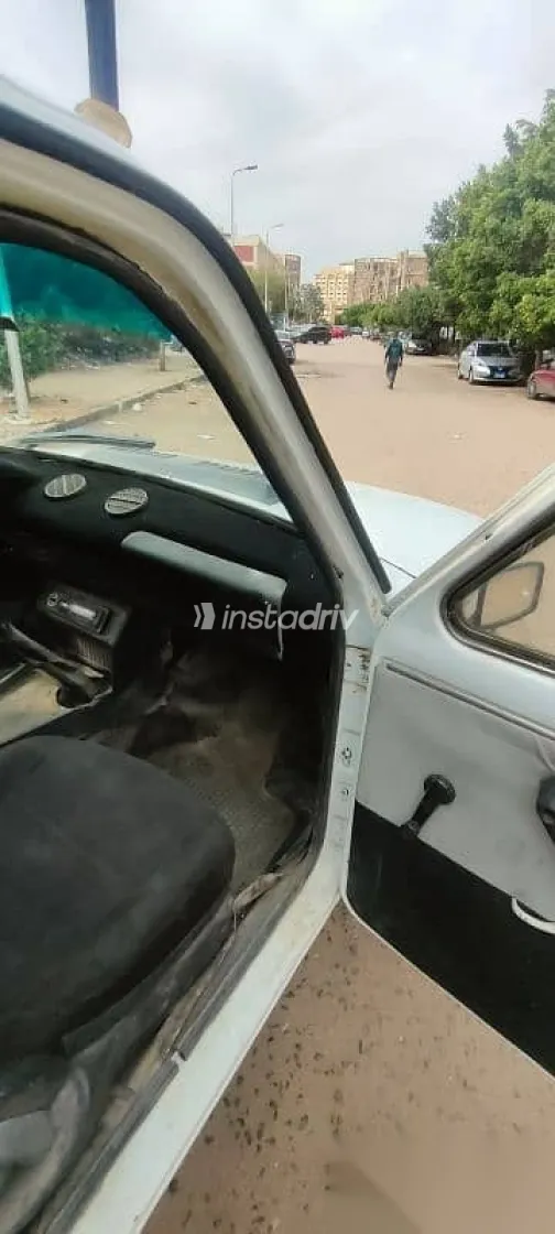 لادا نيفا 1982 أبيض مستعملة للبيع - 9