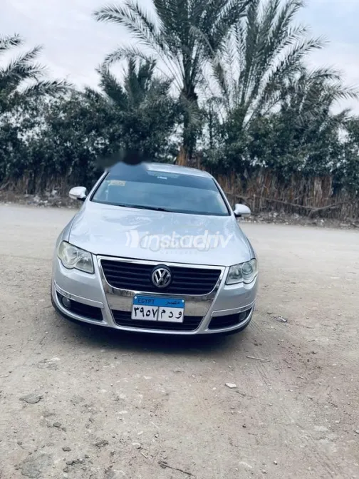 فولكس فاغن باسات 2010 فضي مستعملة للبيع - 5